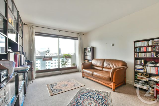 Afficher la photo en grand Appartement T2 à vendre - 2 pièces - 52.2 m2 - PARIS - 75013 - ILE-DE-FRANCE - Century 21 Arago - Les Gobelins
