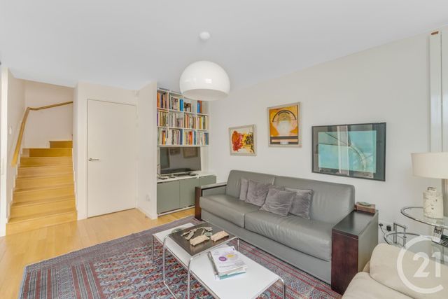 Afficher la photo en grand Appartement F3 à vendre - 4 pièces - 79.62 m2 - PARIS - 75013 - ILE-DE-FRANCE - Century 21 Arago - Les Gobelins