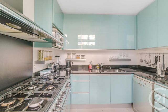 Afficher la photo en grand Appartement F3 à vendre - 4 pièces - 79.62 m2 - PARIS - 75013 - ILE-DE-FRANCE - Century 21 Arago - Les Gobelins
