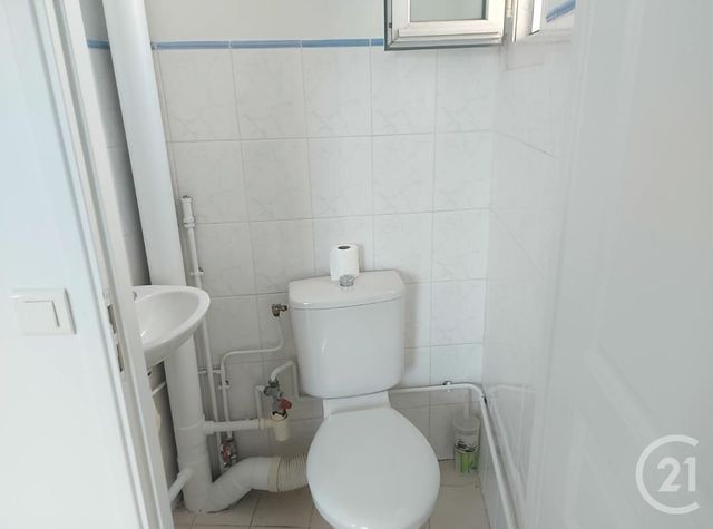 Appartement F2 à louer - 2 pièces - 26.49 m2 - PARIS - 75013 - ILE-DE-FRANCE - Century 21 Arago - Les Gobelins Appartement F2 à louer - 2 pièces - 26.49 m2 - PARIS - 75013 - ILE-DE-FRANCE - Century 21 Arago - Les Gobelins