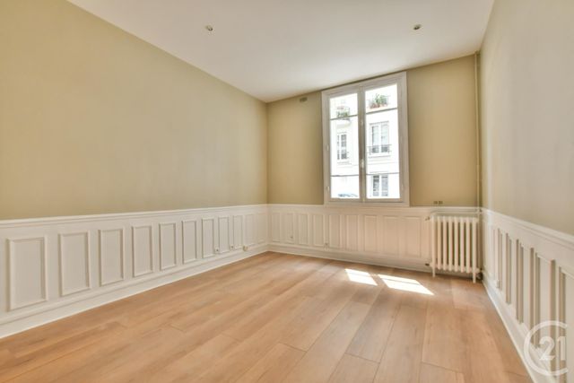 Appartement F2 à louer - 2 pièces - 50.91 m2 - PARIS - 75013 - ILE-DE-FRANCE - Century 21 Arago - Les Gobelins Appartement F2 à louer - 2 pièces - 50.91 m2 - PARIS - 75013 - ILE-DE-FRANCE - Century 21 Arago - Les Gobelins
