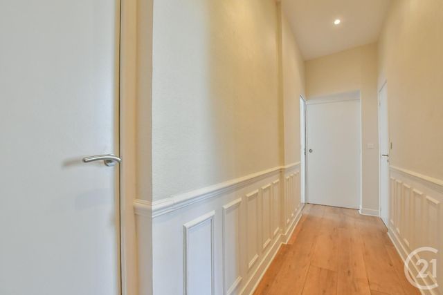 Appartement F2 à louer - 2 pièces - 50.91 m2 - PARIS - 75013 - ILE-DE-FRANCE - Century 21 Arago - Les Gobelins Appartement F2 à louer - 2 pièces - 50.91 m2 - PARIS - 75013 - ILE-DE-FRANCE - Century 21 Arago - Les Gobelins