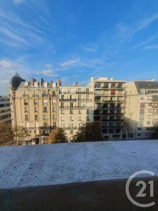  - PARIS - 