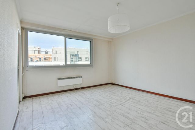Appartement F1 à vendre - 1 pièce - 31.84 m2 - PARIS - 75013 - ILE-DE-FRANCE - Century 21 Arago - Les Gobelins