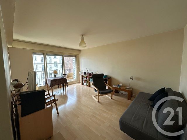 Appartement F1 à vendre - 1 pièce - 31.83 m2 - PARIS - 75013 - ILE-DE-FRANCE - Century 21 Arago - Les Gobelins