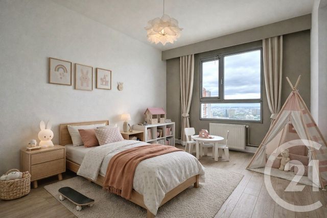 Appartement F4 à vendre - 4 pièces - 132.14 m2 - PARIS - 75013 - ILE-DE-FRANCE - Century 21 Arago - Les Gobelins