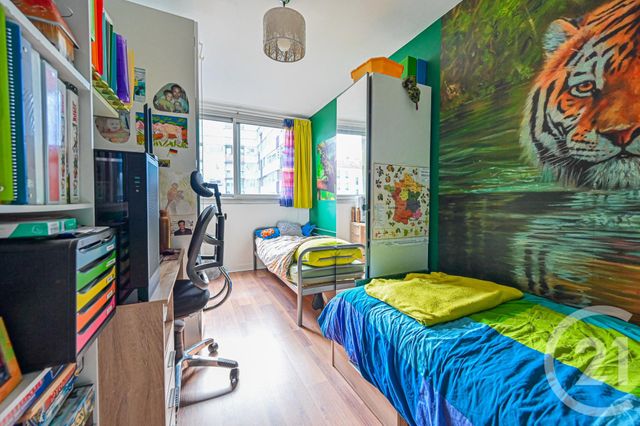 Appartement F3 à vendre - 3 pièces - 62.45 m2 - PARIS - 75013 - ILE-DE-FRANCE - Century 21 Arago - Les Gobelins