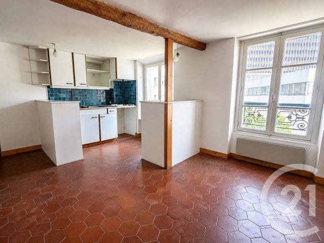 Appartement F2 à vendre - 2 pièces - 50.4 m2 - PARIS - 75013 - ILE-DE-FRANCE - Century 21 Arago - Les Gobelins