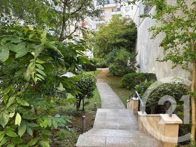 Appartement F1 à vendre - 1 pièce - 25.2 m2 - PARIS - 75013 - ILE-DE-FRANCE - Century 21 Arago - Les Gobelins