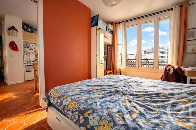 Appartement F3 à vendre - 3 pièces - 56.0 m2 - PARIS - 75013 - ILE-DE-FRANCE - Century 21 Arago - Les Gobelins