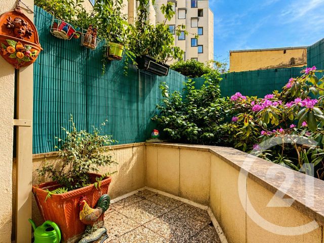 Appartement à vendre - 2 pièces - 42.11 m2 - PARIS - 75013 - ILE-DE-FRANCE - Century 21 Arago - Les Gobelins