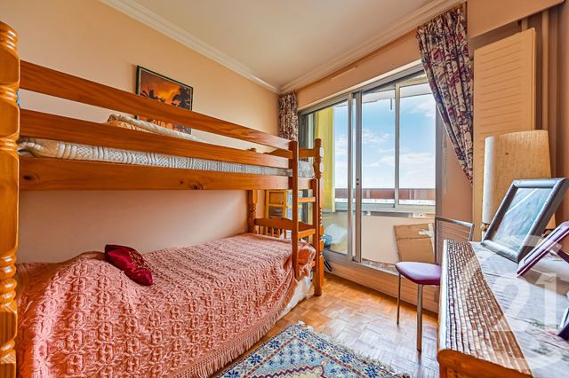 Appartement F5 à vendre - 5 pièces - 149.48 m2 - PARIS - 75013 - ILE-DE-FRANCE - Century 21 Arago - Les Gobelins