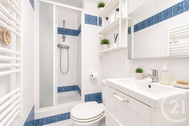 Appartement F3 à vendre - 3 pièces - 52.2 m2 - PARIS - 75013 - ILE-DE-FRANCE - Century 21 Arago - Les Gobelins