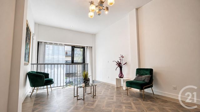 Appartement F2 à vendre - 2 pièces - 37.1 m2 - PARIS - 75013 - ILE-DE-FRANCE - Century 21 Arago - Les Gobelins