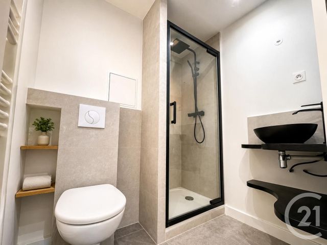 Appartement F1 à vendre - 1 pièce - 28.8 m2 - PARIS - 75013 - ILE-DE-FRANCE - Century 21 Arago - Les Gobelins
