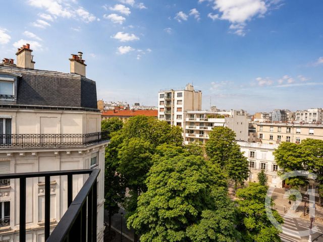 Appartement F2 à vendre - 3 pièces - 98.2 m2 - PARIS - 75013 - ILE-DE-FRANCE - Century 21 Arago - Les Gobelins