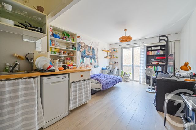 Appartement F1 à vendre PARIS