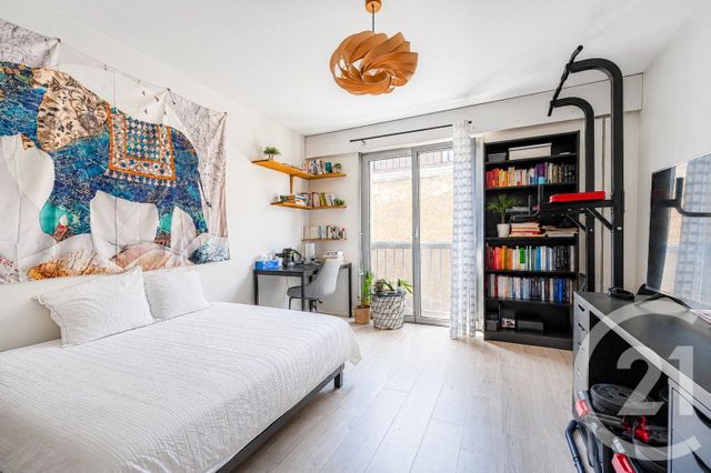Appartement F1 à vendre PARIS
