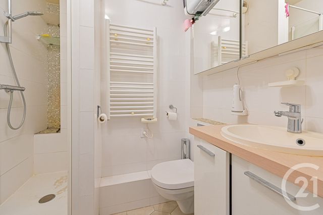 Appartement F4 à vendre - 4 pièces - 84.73 m2 - PARIS - 75013 - ILE-DE-FRANCE - Century 21 Arago - Les Gobelins