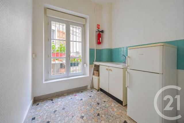 Appartement F3 à vendre - 3 pièces - 42.88 m2 - PARIS - 75013 - ILE-DE-FRANCE - Century 21 Arago - Les Gobelins