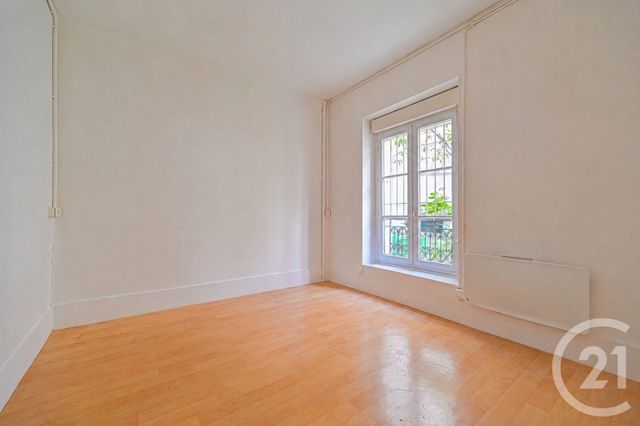 Appartement F3 à vendre - 3 pièces - 42.88 m2 - PARIS - 75013 - ILE-DE-FRANCE - Century 21 Arago - Les Gobelins