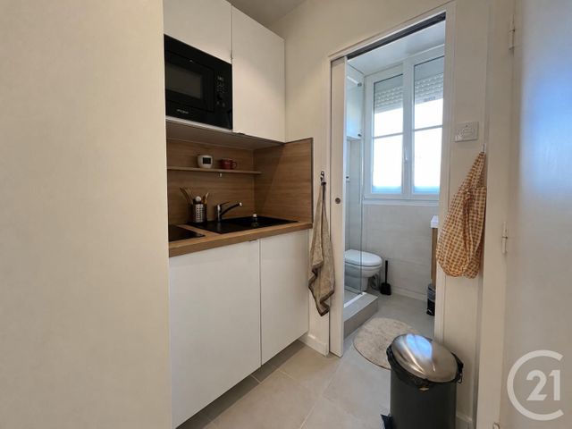 Appartement F1 à vendre - 1 pièce - 10.65 m2 - PARIS - 75013 - ILE-DE-FRANCE - Century 21 Arago - Les Gobelins