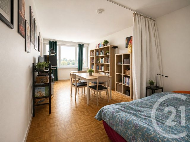 Appartement F1 à vendre PARIS