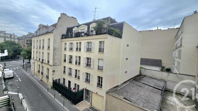 Appartement F1 bis à vendre - 2 pièces - 28.13 m2 - PARIS - 75013 - ILE-DE-FRANCE - Century 21 Arago - Les Gobelins