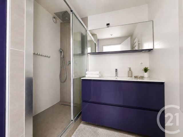 Appartement F3 à vendre - 3 pièces - 81.0 m2 - PARIS - 75013 - ILE-DE-FRANCE - Century 21 Arago - Les Gobelins