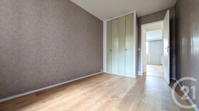 Appartement F4 à vendre - 3 pièces - 67.53 m2 - PARIS - 75013 - ILE-DE-FRANCE - Century 21 Arago - Les Gobelins
