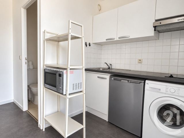 Appartement F1 à vendre - 1 pièce - 19.76 m2 - PARIS - 75013 - ILE-DE-FRANCE - Century 21 Arago - Les Gobelins