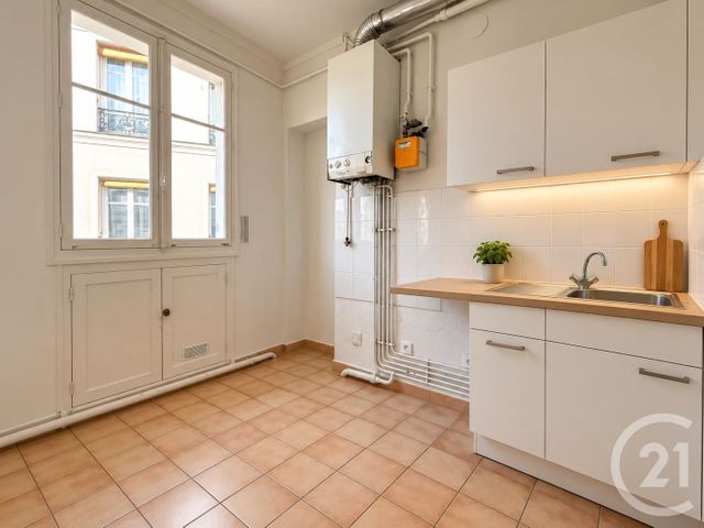 Appartement T4 à vendre - 4 pièces - 83.0 m2 - PARIS - 75013 - ILE-DE-FRANCE - Century 21 Arago - Les Gobelins