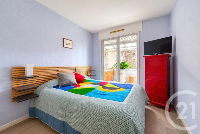 Appartement F4 à vendre - 4 pièces - 69.51 m2 - PARIS - 75013 - ILE-DE-FRANCE - Century 21 Arago - Les Gobelins