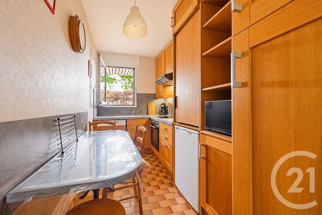 Appartement F4 à vendre - 4 pièces - 69.51 m2 - PARIS - 75013 - ILE-DE-FRANCE - Century 21 Arago - Les Gobelins